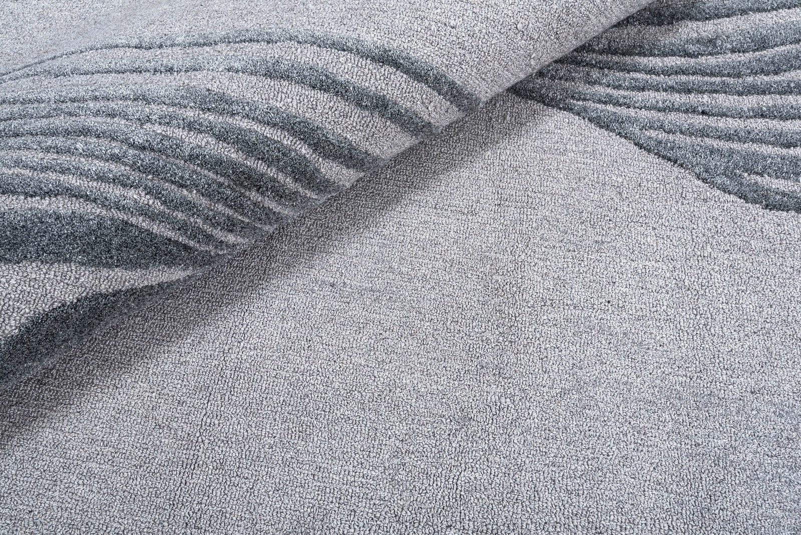 Ivory, Beige & Brown Geometric Border Wool Rug — Round 4