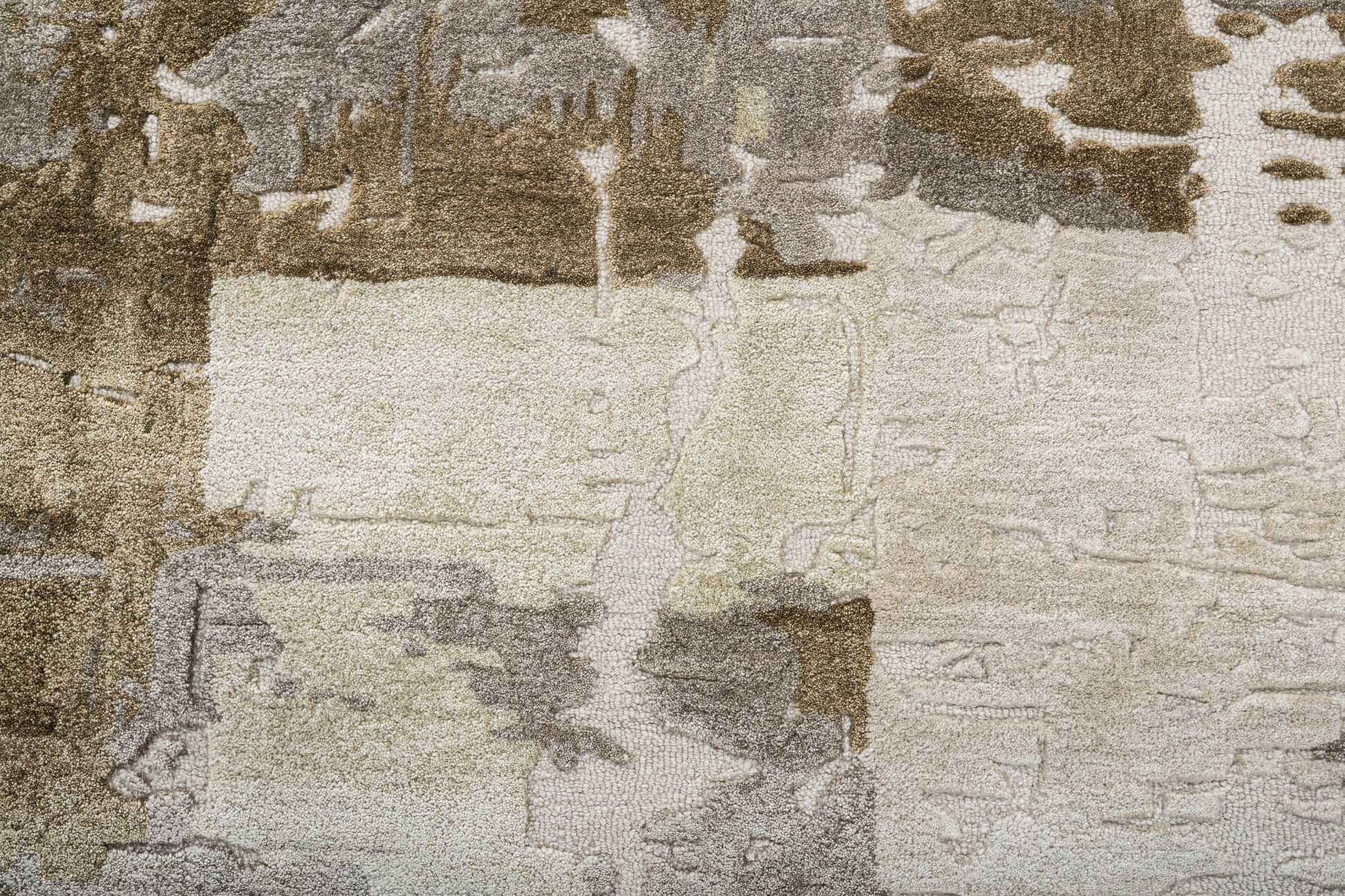 Ivory Silver handmade wool and silk rug