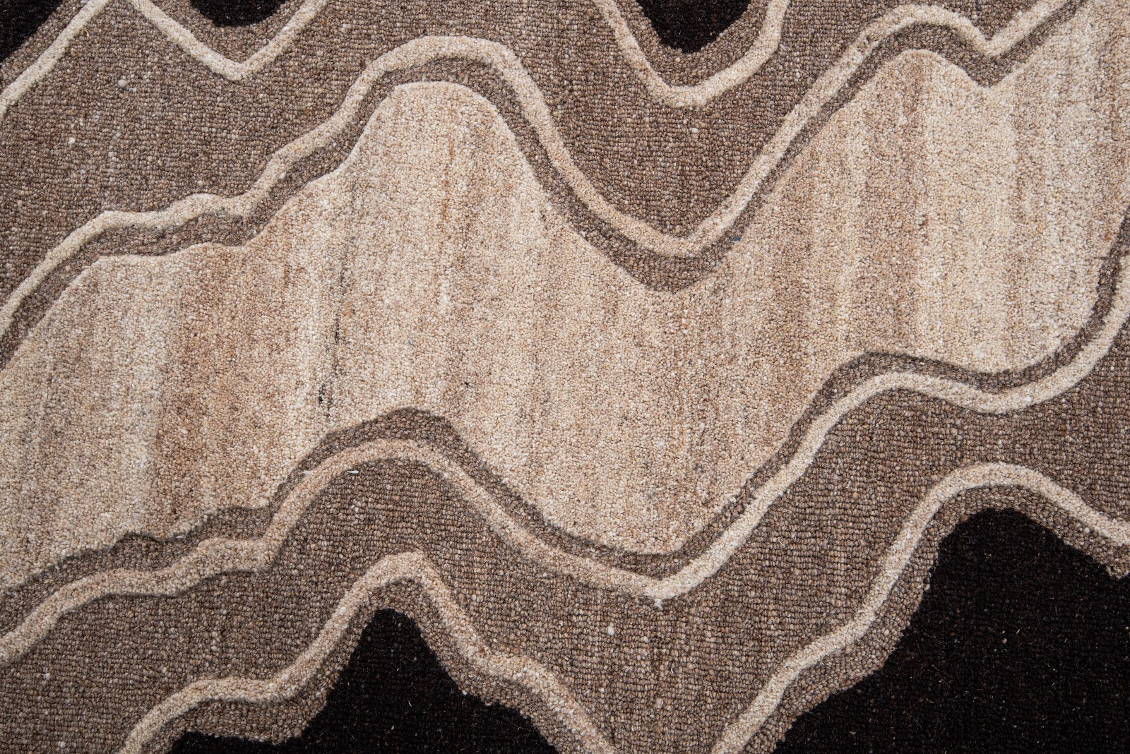 Ivory, Beige & Black Abstract Curve Natural Wool Rug — Round 4