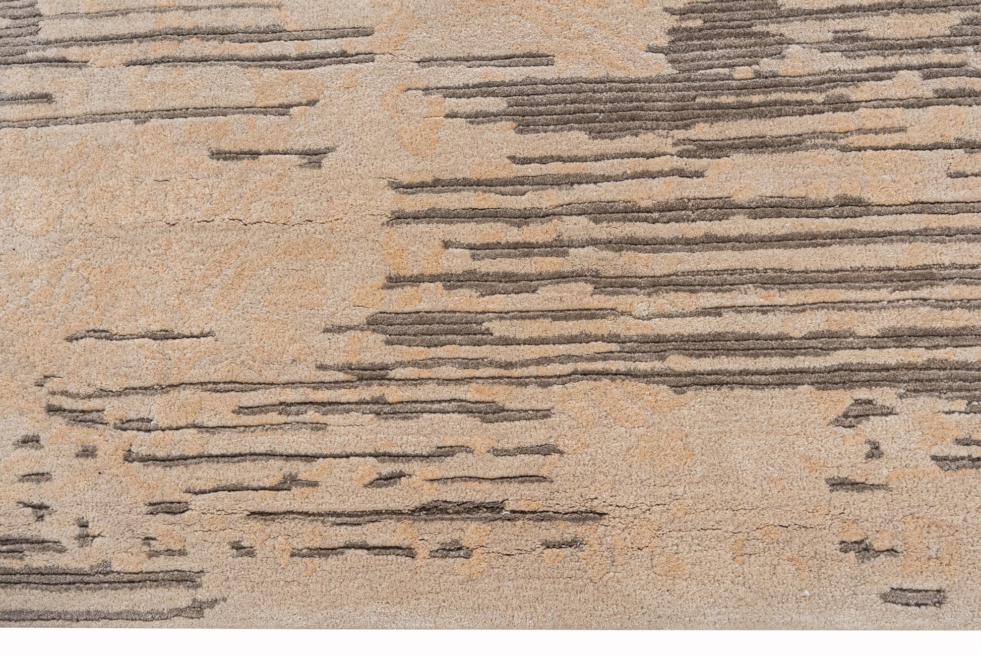 Ivory handmade wool and silk rug